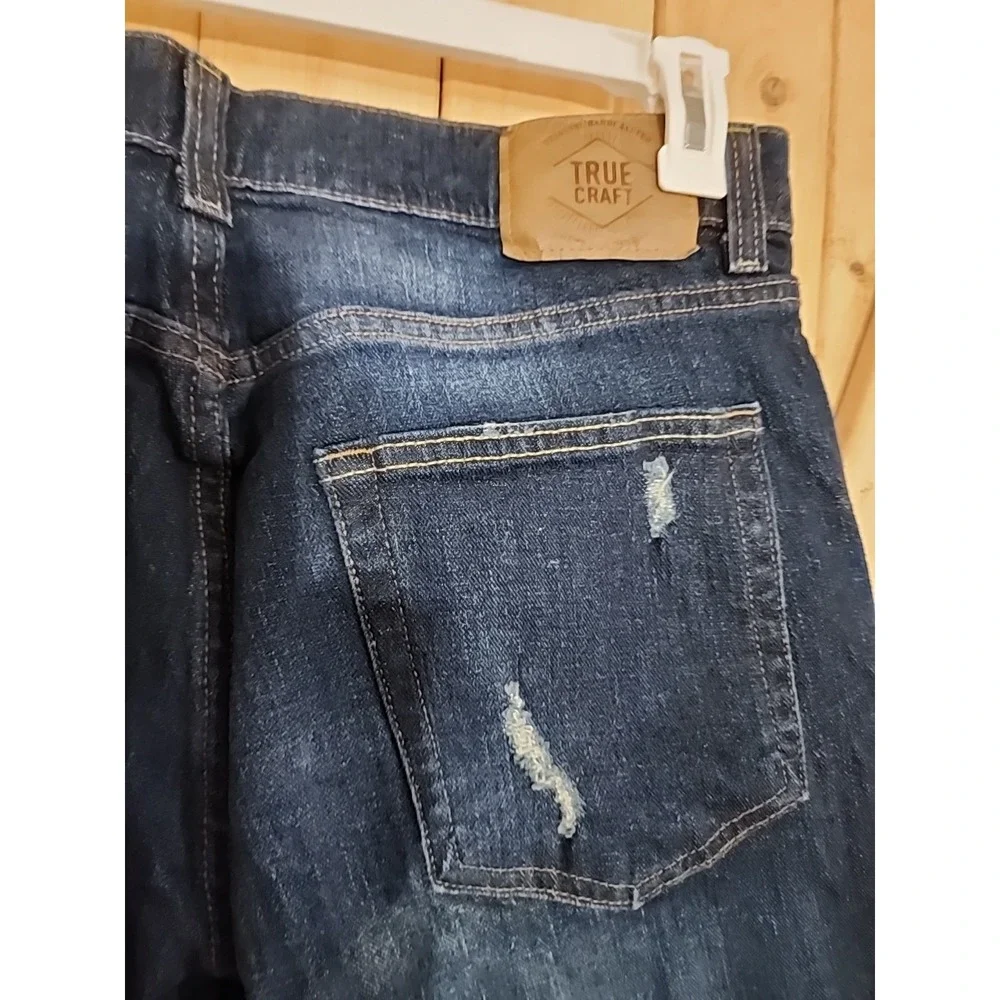 True Craft Men's Straight Leg Jeans 34x3o Blue Wash Distressed Knees EUC